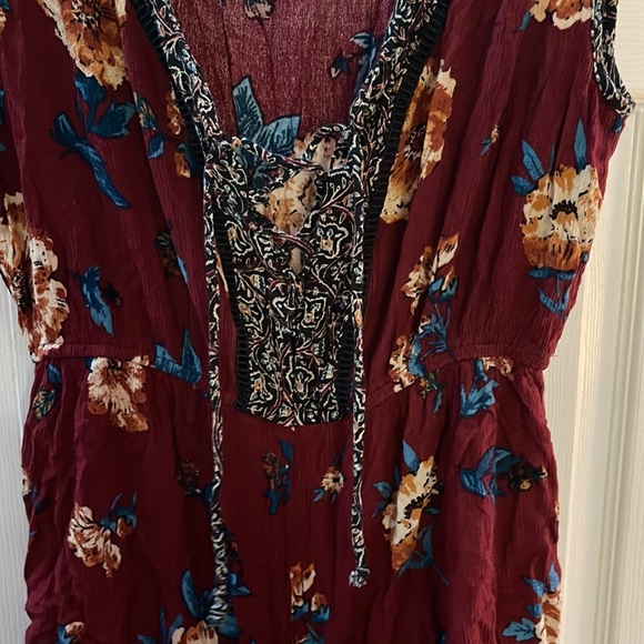 Romper - Picture 3 of 4